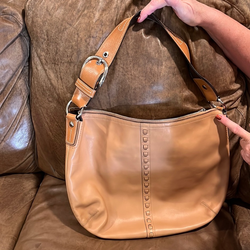 Coach shoulder bag